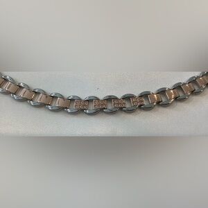 Gorgeous Silver Tone And Rose Gold Tone Link Bracelet With 24 Rhinestones